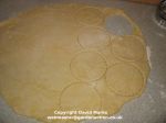 Cutting shortcrust pastry for mince pies