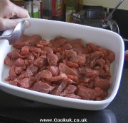 Stewiing steak