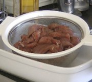 Rinsing marinade off beef 