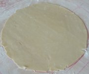 Shortcrust pastry round for a galette