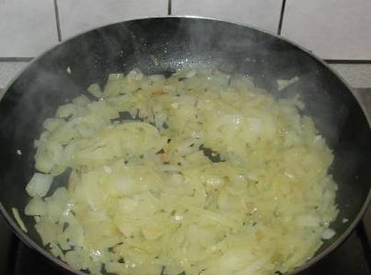 Frying onions and garlic for Hungarian Goulash
