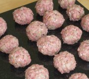 Uncooked meatballs