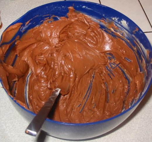Add melted chocolate to icing