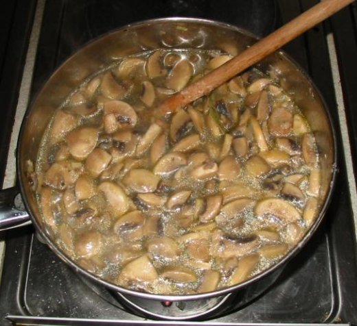 Simmer Mushroom Soup