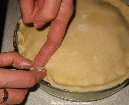 Crimping shortcrust pastry edges