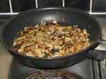 Frying onions to garnish