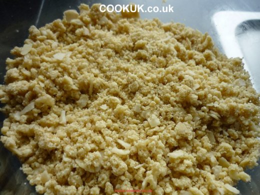 Almond crumble topping