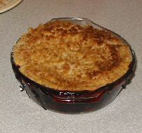 Picture of the Cherry Crumble after it has been cooked.