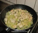 Chicken and onion cooking