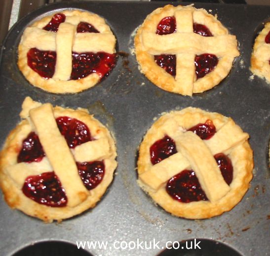 Easy Jam Tarts that kids can make, pictures step by step