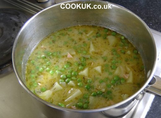Cooking Pea and Ham Soup