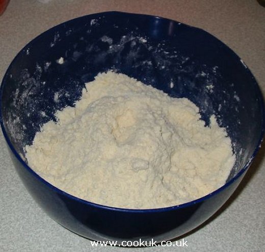 Flour and margarine nixed for making empanadas