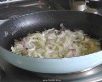 Frying onions in olive oil